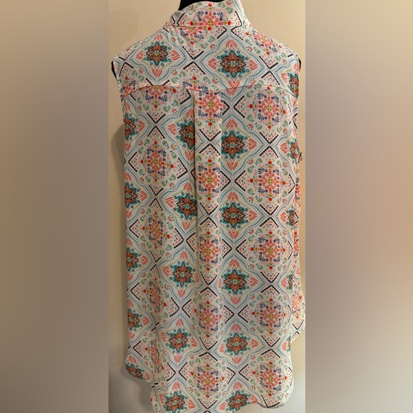 Sami & Jo Women’s summer button up blouse. - Picture 6 of 7